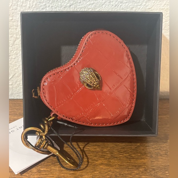 Kurt Geiger Red Heart Bag Charm/Key Holder/Coin Pouch - Picture 2 of 7